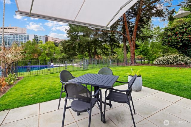 1852 E Shelby Street, Seattle, WA 98112