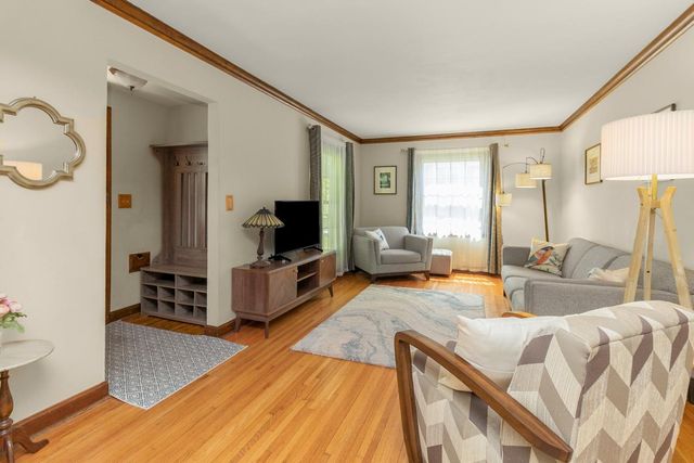 1101 Humboldt Avenue, West Saint Paul, MN 55118