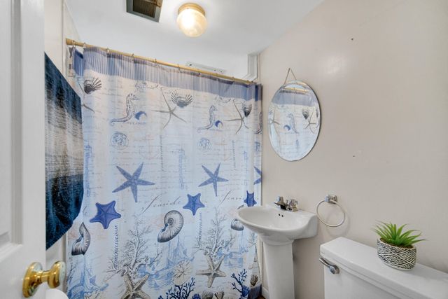 7946 Monroe Avenue, Munster, IN 46321