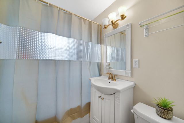 7946 Monroe Avenue, Munster, IN 46321