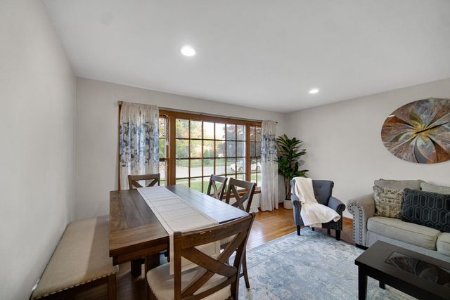 7946 Monroe Avenue, Munster, IN 46321