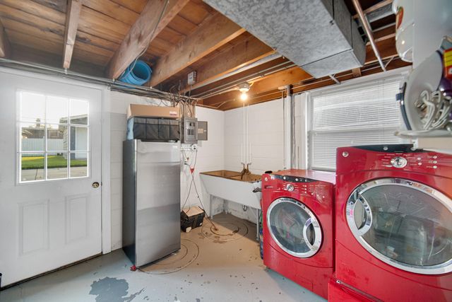 7946 Monroe Avenue, Munster, IN 46321