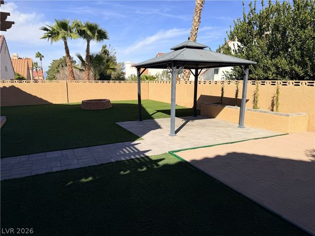 8 Richland Acres Court, Henderson, NV 89074