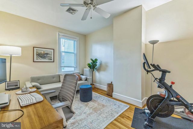 1414 SWANN ST NW, Washington, DC 20009