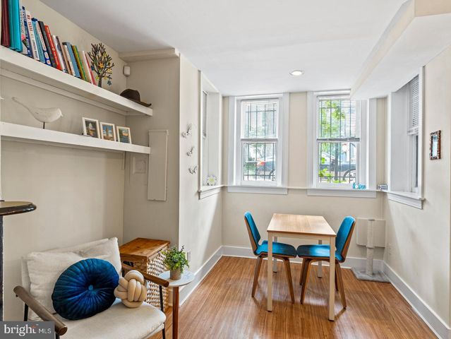 1414 SWANN ST NW, Washington, DC 20009