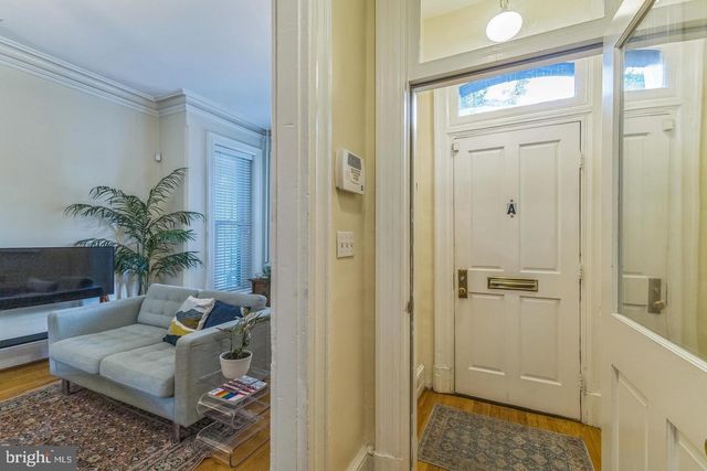 1414 SWANN ST NW, Washington, DC 20009