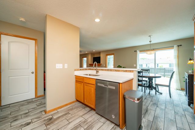 200 SE Dorr Court, Pleasant Hill, IA 50327