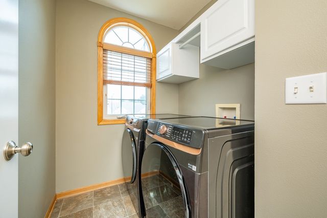 200 SE Dorr Court, Pleasant Hill, IA 50327