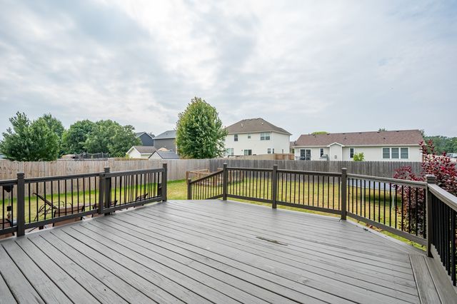 200 SE Dorr Court, Pleasant Hill, IA 50327