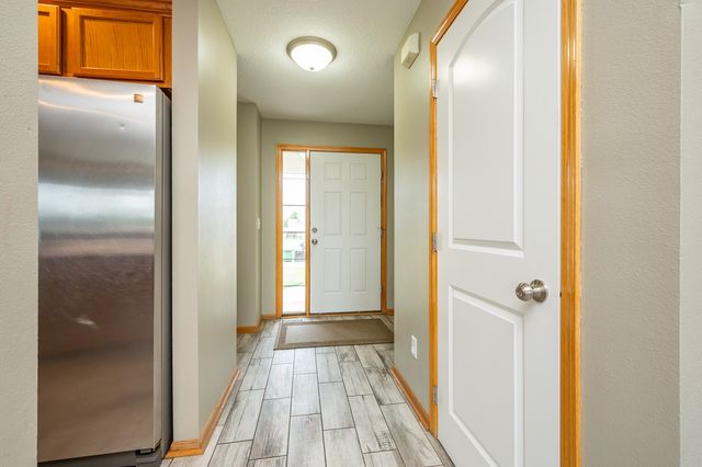 200 SE Dorr Court, Pleasant Hill, IA 50327