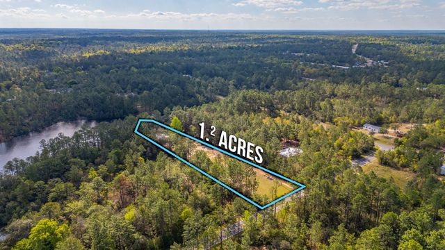 68 Beaver Dam Road, Defuniak Springs, FL 32433