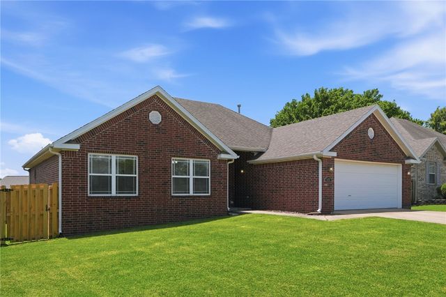 5337 Monica Marie Avenue, Springdale, AR 72762