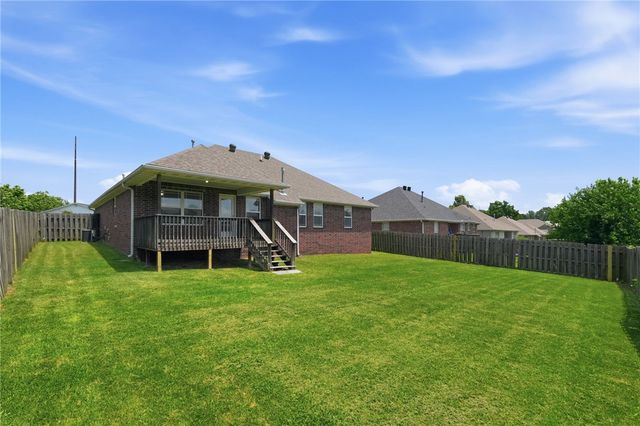 5337 Monica Marie Avenue, Springdale, AR 72762