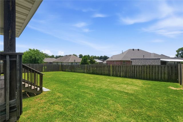 5337 Monica Marie Avenue, Springdale, AR 72762