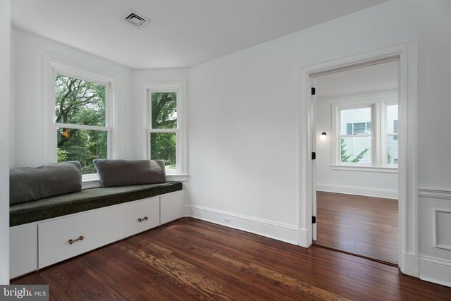 8 HAMILTON AVE, Princeton, NJ 08542