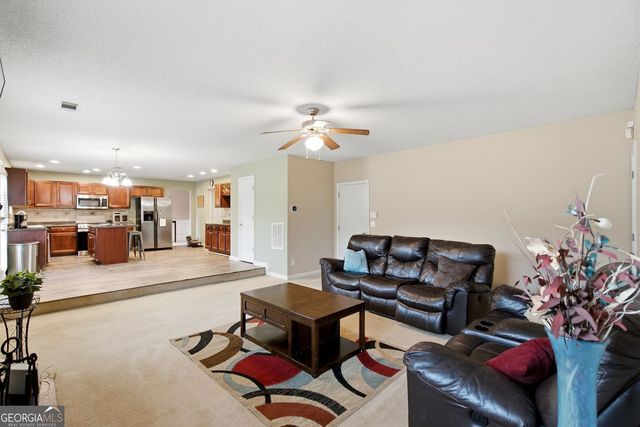 5503 Mudlark Circle, Powder Springs, GA 30127