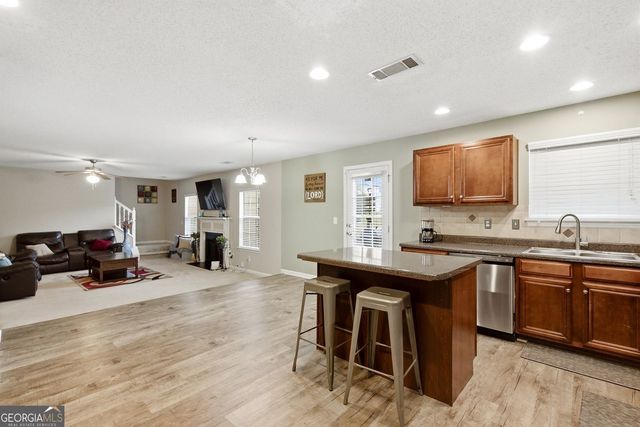 5503 Mudlark Circle, Powder Springs, GA 30127