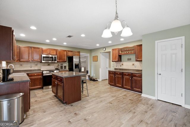 5503 Mudlark Circle, Powder Springs, GA 30127