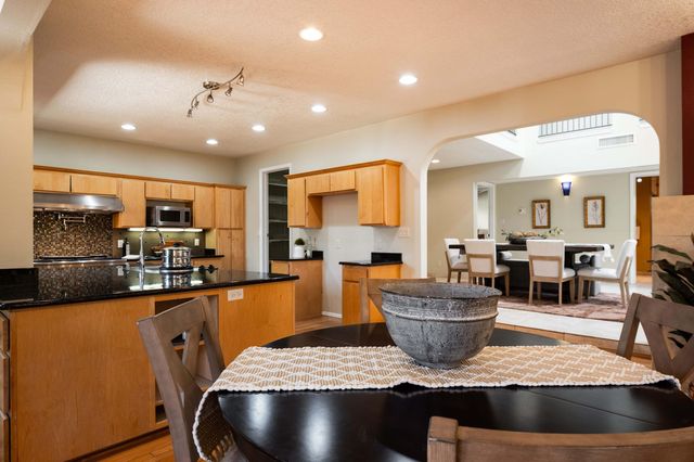 13401 Desert Hills Place NE, Albuquerque, NM 87111