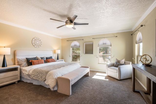 13401 Desert Hills Place NE, Albuquerque, NM 87111