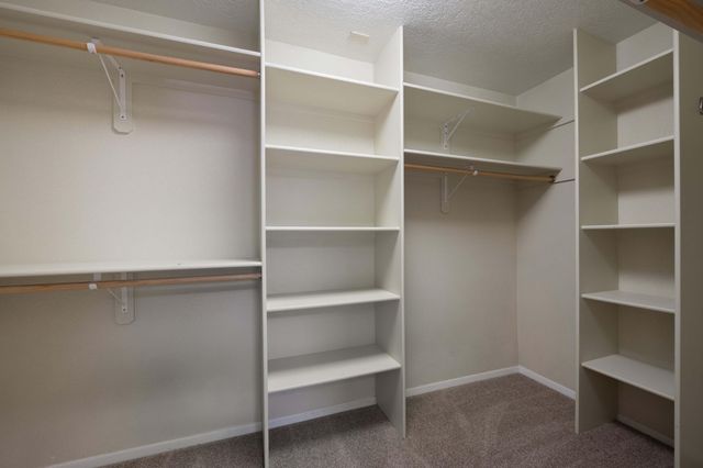 13401 Desert Hills Place NE, Albuquerque, NM 87111