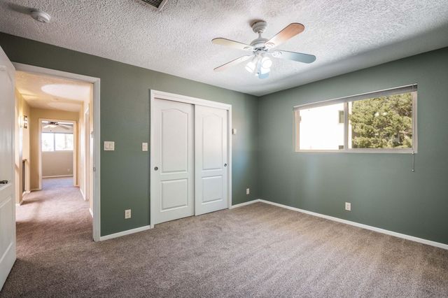 13401 Desert Hills Place NE, Albuquerque, NM 87111