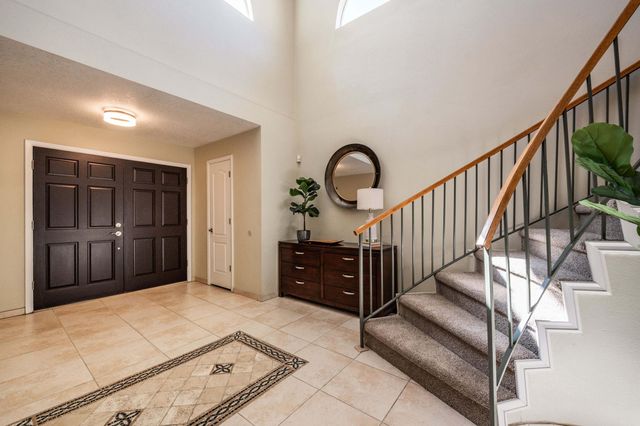 13401 Desert Hills Place NE, Albuquerque, NM 87111