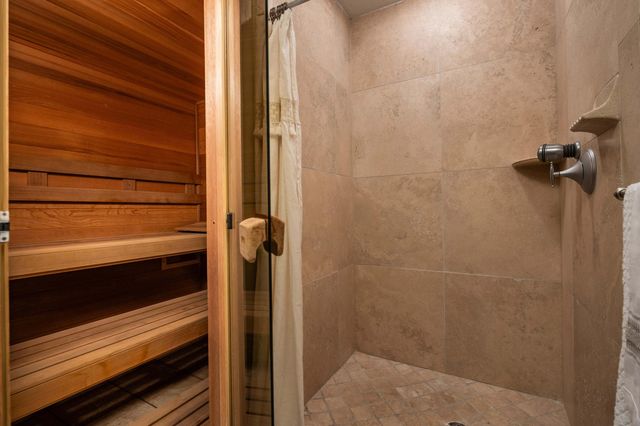 13401 Desert Hills Place NE, Albuquerque, NM 87111