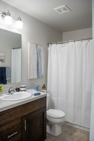 2115 41st Street S, Moorhead, MN 56560