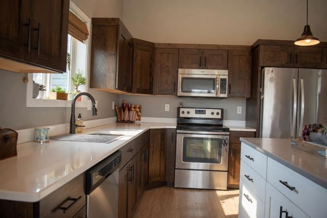 2115 41st Street S, Moorhead, MN 56560