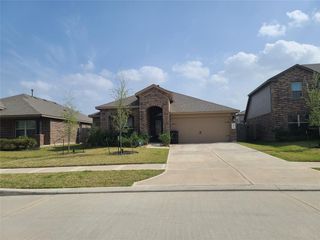 18315 Pin Oak Lake Drive, Richmond, TX 77407