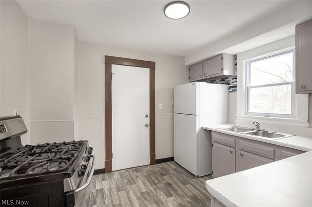 17421 Broadway Avenue, Maple Heights, OH 44137