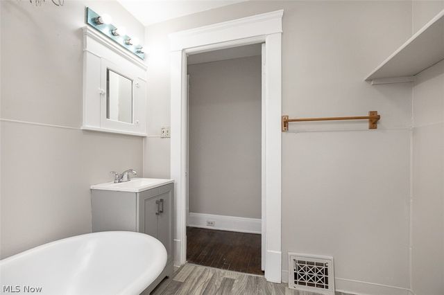 17421 Broadway Avenue, Maple Heights, OH 44137