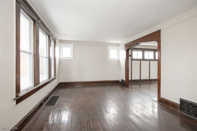 17421 Broadway Avenue, Maple Heights, OH 44137