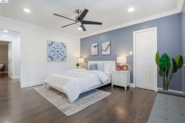3910 Oak Hill Rd, Oakland, CA 94605