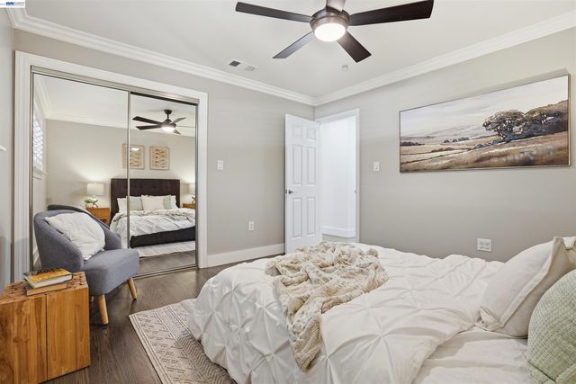 3910 Oak Hill Rd, Oakland, CA 94605