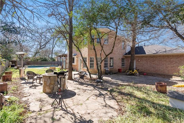 602 Encinas Place, College Station, TX 77845