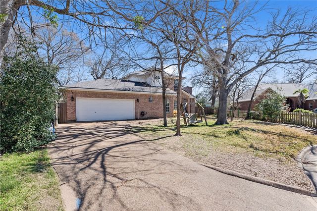 602 Encinas Place, College Station, TX 77845