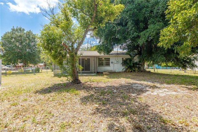 13830 5th ST, Fort Myers, FL 33905