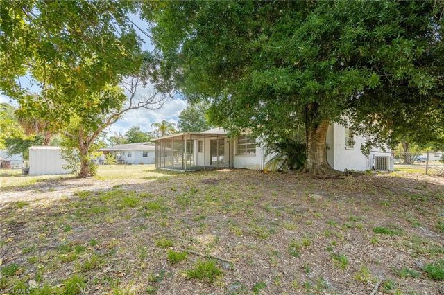 13830 5th ST, Fort Myers, FL 33905