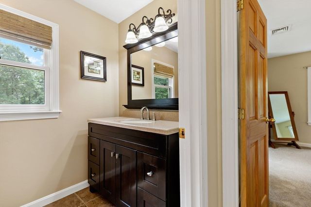 185 Bournehurst Drive, Plymouth, MA 02360