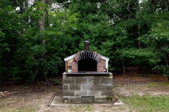 185 Bournehurst Drive, Plymouth, MA 02360