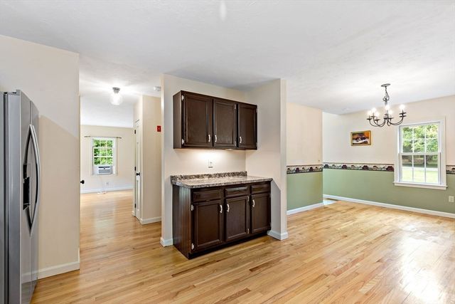 185 Bournehurst Drive, Plymouth, MA 02360