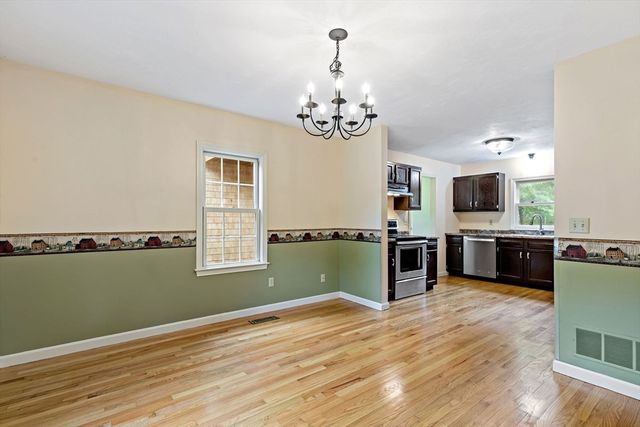 185 Bournehurst Drive, Plymouth, MA 02360