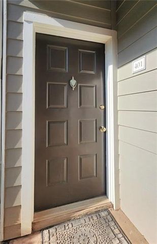 401 Park Ridge Circle, Marietta, GA 30068