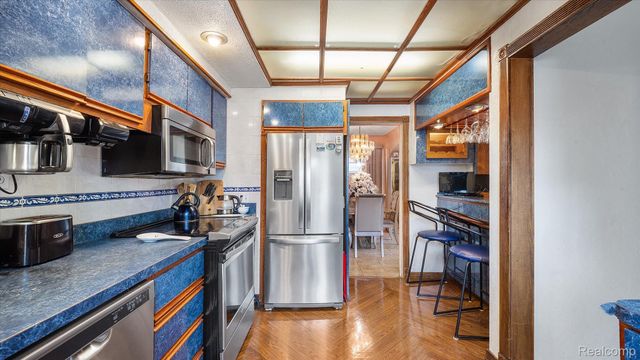 15120 Whitcomb Street, Detroit, MI 48227