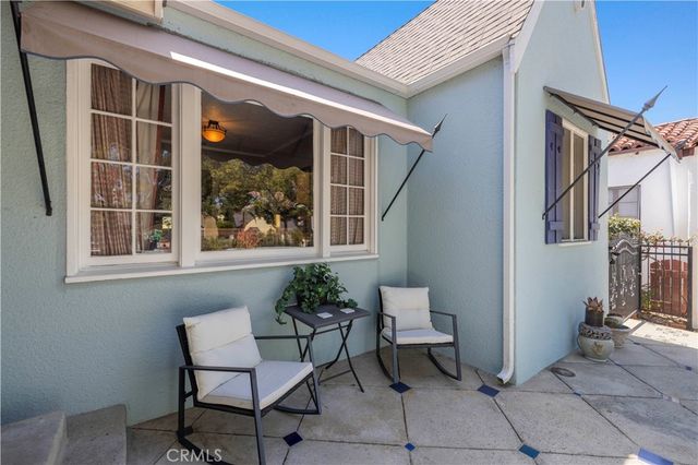 1130 Geneva, Glendale, CA 91207