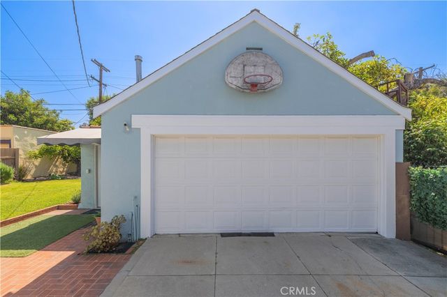 1130 Geneva, Glendale, CA 91207