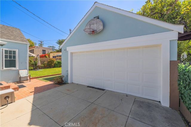 1130 Geneva, Glendale, CA 91207