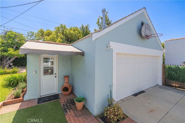 1130 Geneva, Glendale, CA 91207